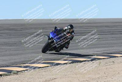 media/Oct-13-2025-Moto Forza (Mon) [[a66d839500]]/4-C Group/Session 2 (Bowl)/